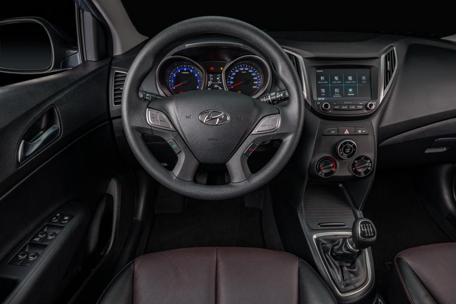 Панель приборов Hyundai HB20 Ocean 2016 года  (фото 7 из 23)